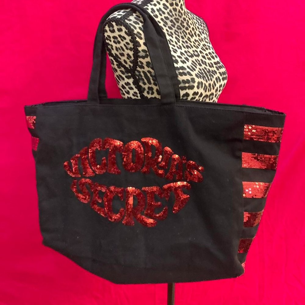 2000s Victoria’s Secret Lips Sequin Tote Bag💋